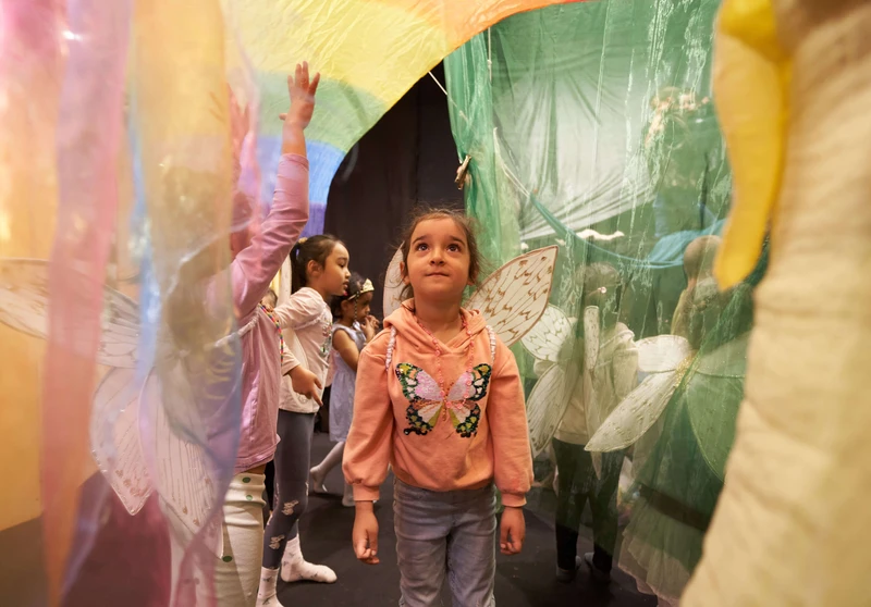 Lekäventyr med Tillitsverket Tillitsverket bjuder in till livsrörelser med livet och kärleken